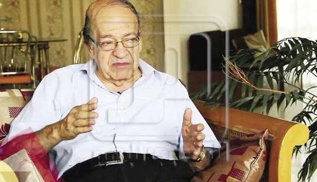 أنا ترنيمة آمون أتحدث إليكم