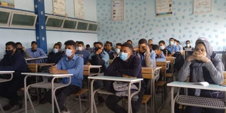 “ندوة و ورشة عمل” بعنوان المخلفات و إعادة التدوير  بمركز معادن قنا