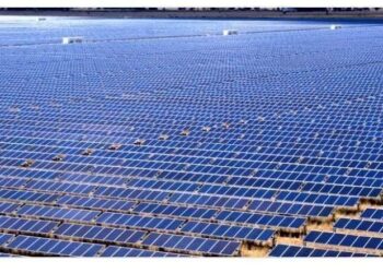 اكبر محطه لإنتاج الطاقه الشمسيه فى العالم.