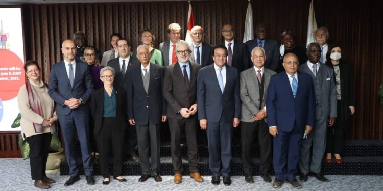 وزير التعليم العالى يتفقد مقر الجامعة المصرية اليابانية للعلوم والتكنولوجيا بمدينة برج العرب