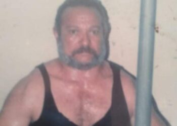 الشهيد الحي