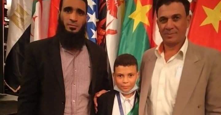 “مصطفي السيد “يفوز بالمركز الرابع بالمسابقة العالمية لحفظ القرآن الكريم