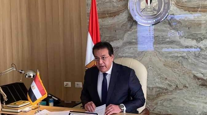 وزير التعليم العالي والبحث العلمي يرأس اجتماع مجلس المراكز والمعاهد والهيئات البحثية.