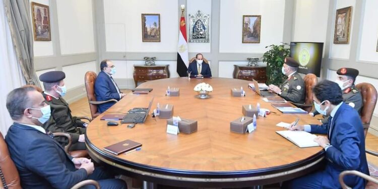 السيسي يتابع الموقف الإنشائي