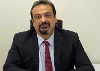 الصحة : الدفع بـ 10 سيارات إسعاف لموقع حادث الطريق الأوسطي