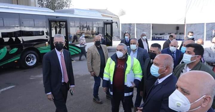 وزير النقل في زيارة لمصنع GB POLO العين السخنة المتخصص في صناعة الاتوبيسات.