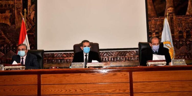 الاجتماع الدوري للمجلس التنفيذي برئاسة محافظ الغربية