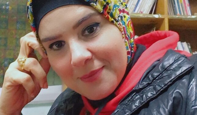 فى( ظل رجل ) وليس فى( ذل رجل )