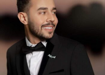 عبد الله أنور السيد يكشف إيجابيات وسلبيات السوشيال ميديا فى الطبعة الثانية بكتابه