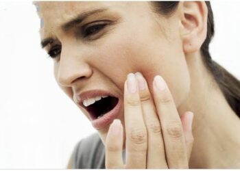 نصائح لمنع حساسية الأسنان، والتغلب عليها أثناء الطقس البارد. 