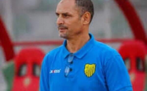 نهضة بركان يتعادل سلبيًا مع المغرب الفاسي في الدوري المغربي