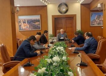 الغضبان : يناقش الخطوات التنفيذية لتطوير الممشى السياحي