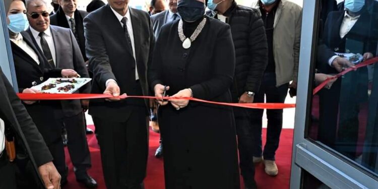 وزيرة التجارة والصناعة تفتتح المبنى الجديد لمعامل الفحص بهيئة الرقابة على الصادرات بميناء الدخيلة.