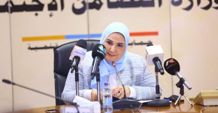وزيرة التضامن : نهدف إلى تنمية صحة الطفل وتقليل الأعباء الأسرية
