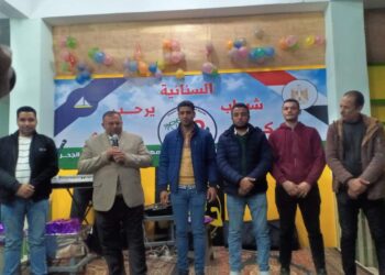 مركز شباب السنانيه يكرم الابطال. 