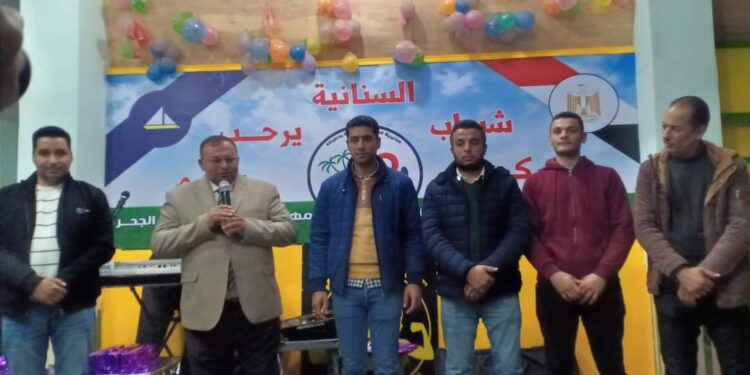 مركز شباب السنانيه يكرم الابطال.