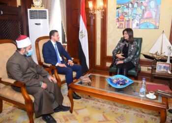 أسامة الحديدي” ممتنون للتعاون مع “الهجرة” في تقديم جرعة تثقيفية لأبنائنا بالخارج. 