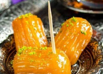 طريقة عمل بلح الشام. 