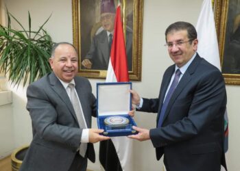 وزير مالية الأردن: مصر تشهد نهضة غير مسبوقة تسهم فى تعزيز القدرات العربية. 