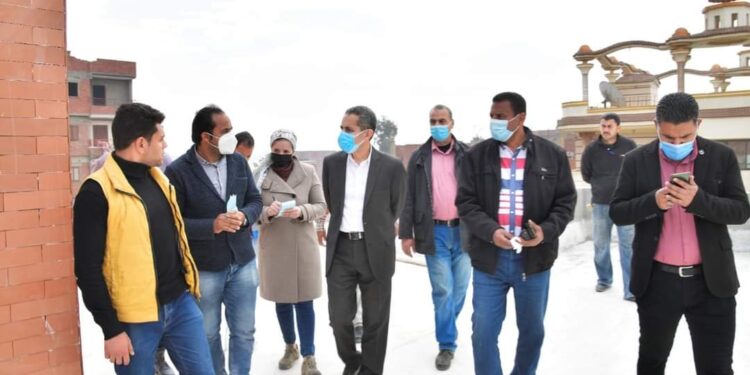 يتفقد محافظ الغربية مشروعات حياة كريمة ويتابع نسب الإنجاز