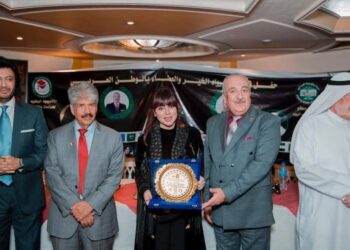 تكريم سيده الأعمال زوزو كهرمانة بمؤتمر الأكاديمية الوطنية للدراسات والتنمية .. (صور)