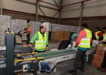 تسهيلاً علي السادة المتبرعين الأورمان تطلق فئتين من الكراتين الغذائية في رمضان 2022.