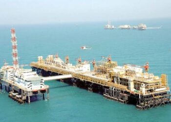 “إيني” تعلن نتائج “إيجابية” لأول بئر بحري في أبو ظبي