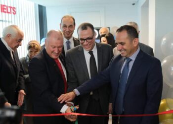 آي دي بي تواصل نجاحها وتفتتح مكتبها الرابع لدعم الطلاب الدوليين