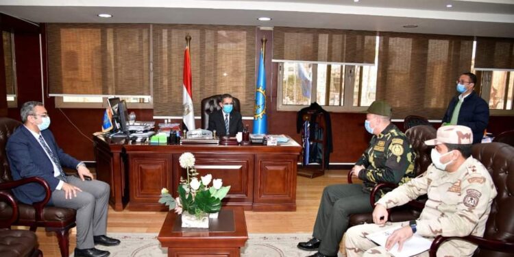 محافظ الغربية يستقبل المستشار العسكري الجديد