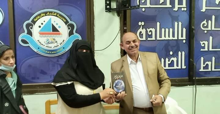 الارض زهقت من البشر