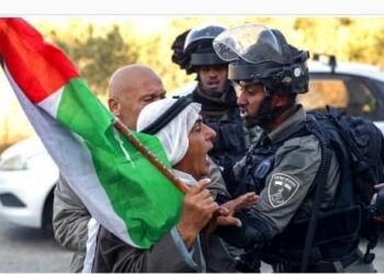 مراقبة هواتف الفلسطينيين أحدث قرارات المدعي العام الإسرائيلي