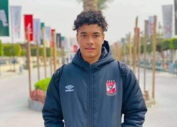 لاعب النادي الاهلي