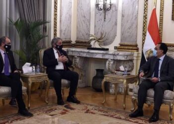 رئيس الوزراء يستقبل رئيس الاتحاد الدولي لجمعيات الصليب الأحمر والهلال الأحمر