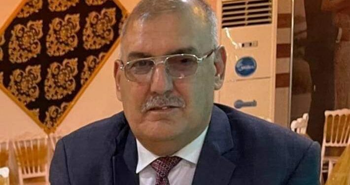 يحاربون العنصرية وهم اهلها