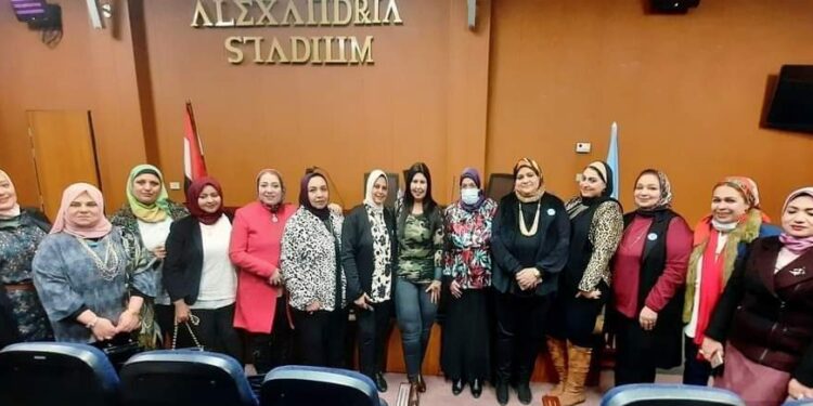 ملتقي سيدات الثغر يحتفل باليوم العالمي للمرأة