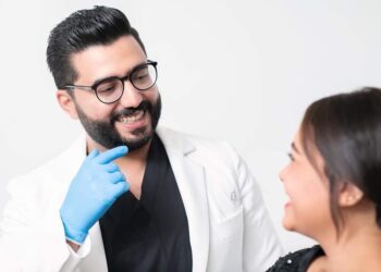 روشتة خبير التجميل سمير غرابة للحفاظ على نضارة البشرة خلال فترة المراهقة