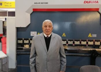 رئيس شعبة العدد والآلات يتفقد المعرض الدولي الخامس لمواد البناء والتشييد