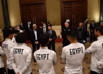 صبحى يلتقى لاعبى المنتخب الوطنى قبل السفر إلى السنغال