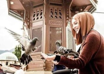 رواية مقدسة