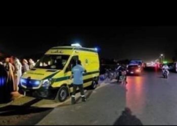 عاجل البحث عن أسر 25 مصاب و3 وفيات بحادث طريق مصر السويس. 