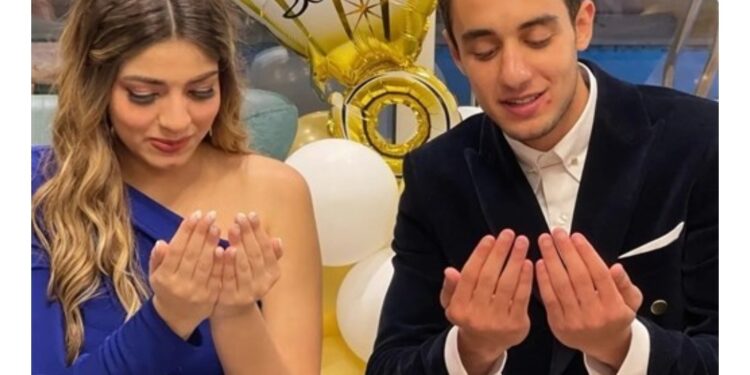 الفنان احمد عنان يحتفل بخطوبته من خارج الوسط الفني.