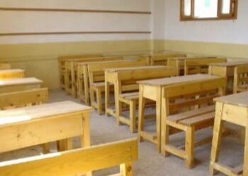 إعتداء طالب ثانوي على زميله بإحدى المدراس بالشرقية