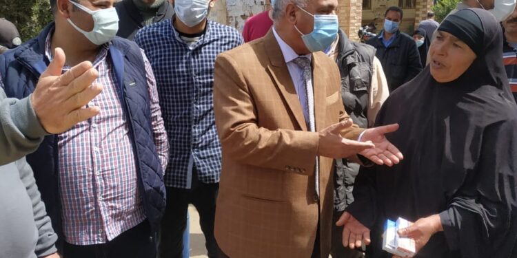 وكيل صحة الغربية يتابع فعاليات القوافل الطبية الخاصة بحياة كريمة بمركز طنطا