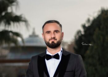 حبٌ بلا ضفاف