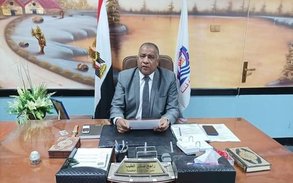 الطيب يجتمع