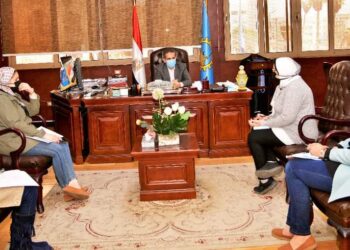 محافظ الغريبة يتابع الموقف