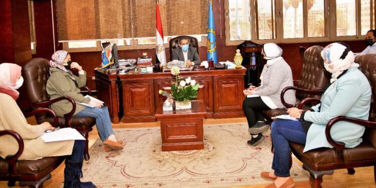 محافظ الغريبة يتابع الموقف