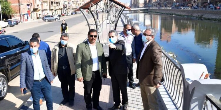 محافظ الغربية يتابع مشروعات