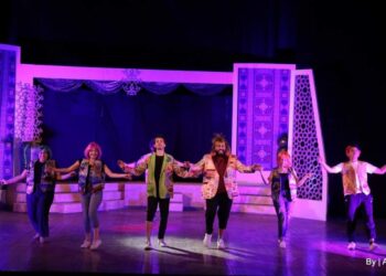 إقبال جماهيري كبير في إفتتاح ( حلاوة الحب) 