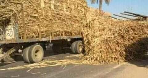 مصرع سائق دراجة بخارية إثر إصطدامه بمقطورة قصب